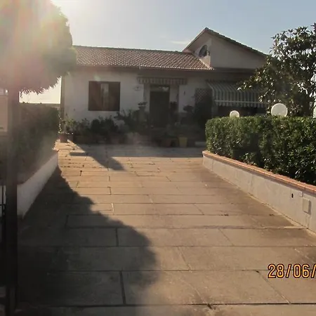 Bed & Breakfast Rose Garden *